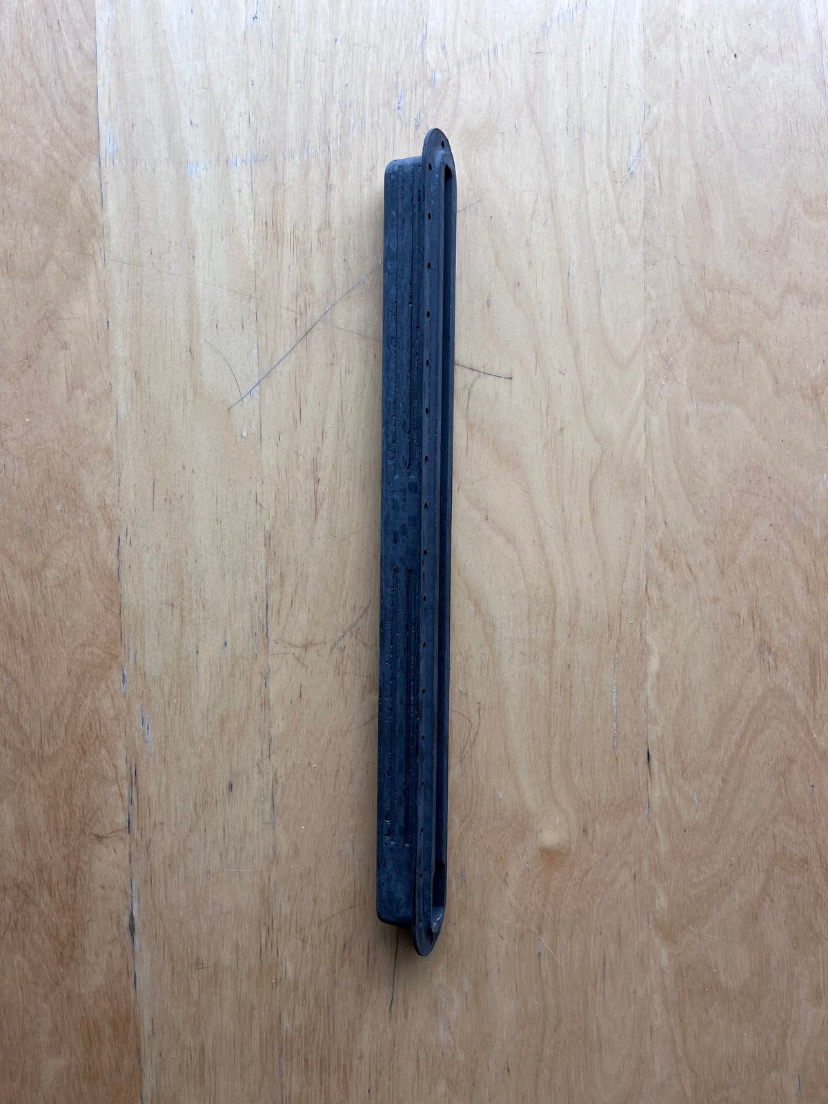 Carbon fiber hydrofoil track, side view